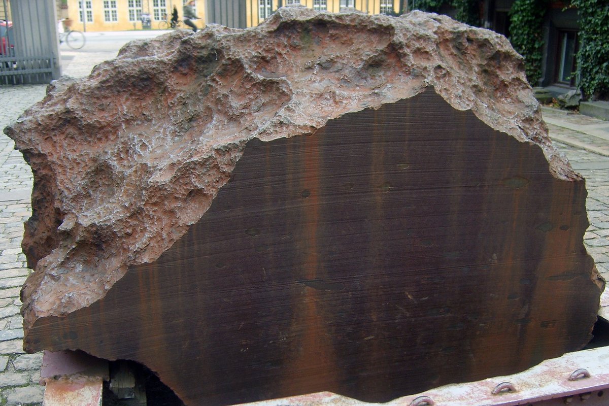 Maryborough Rock, fragment av solsystemet
