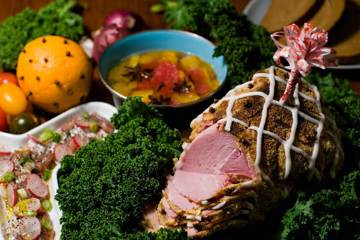 Traditionellt festbord