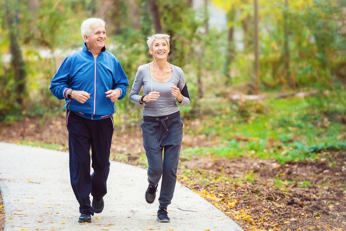 Personer över 50 år som joggar