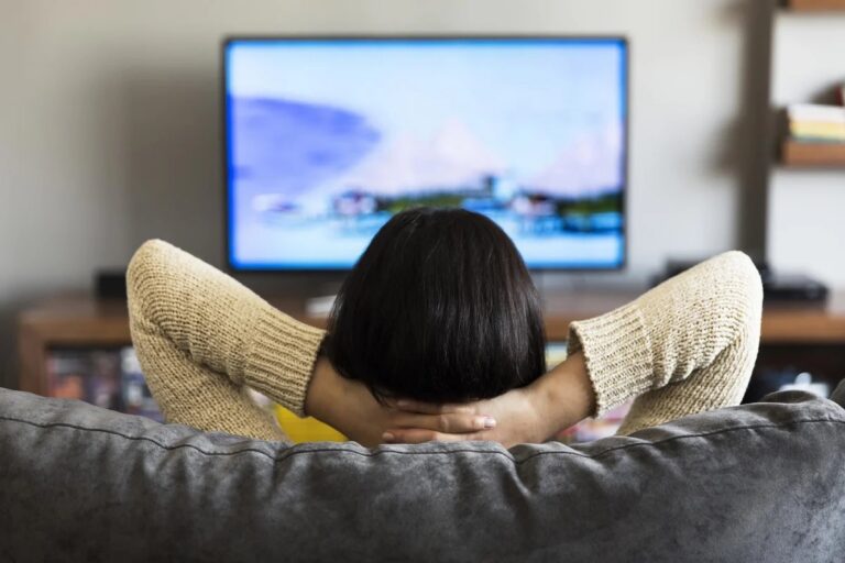 Kan man titta på TV under åskväder? Det är inte alla som känner till detta